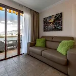 Windsor Panoramic Americas Apartment *